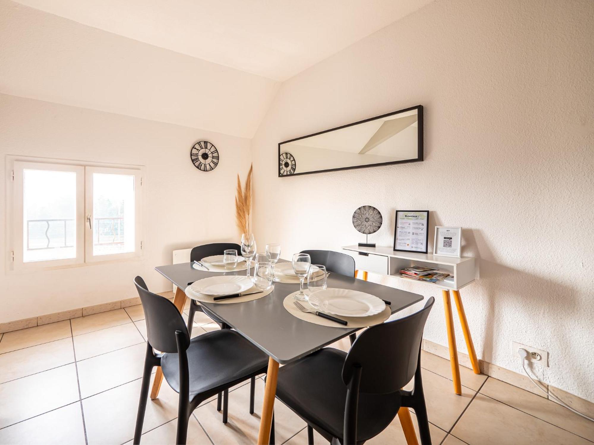 Appartement Chaleureux avec 2 grandes chambres Saint-Rambert-dʼAlbon Extérieur photo